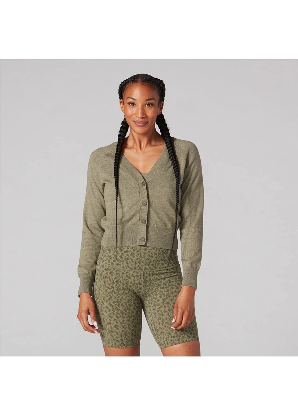 NWT Tavi Classic Cropped Olive Cardigan (Small)